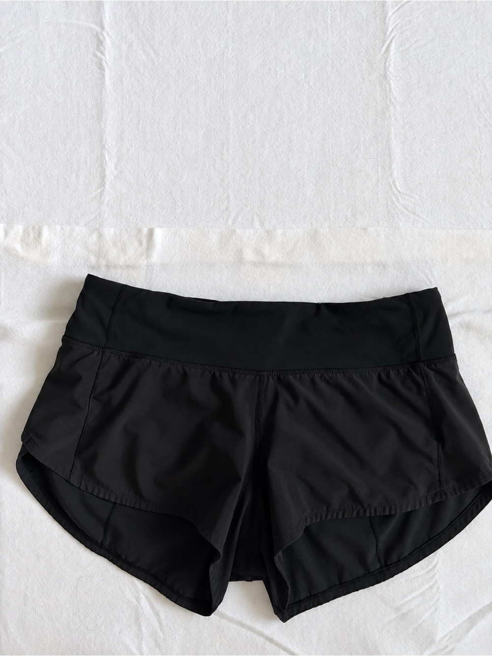 Lululemon Speed Up Low Rise Lined Shorts 2.5” Black Size 4